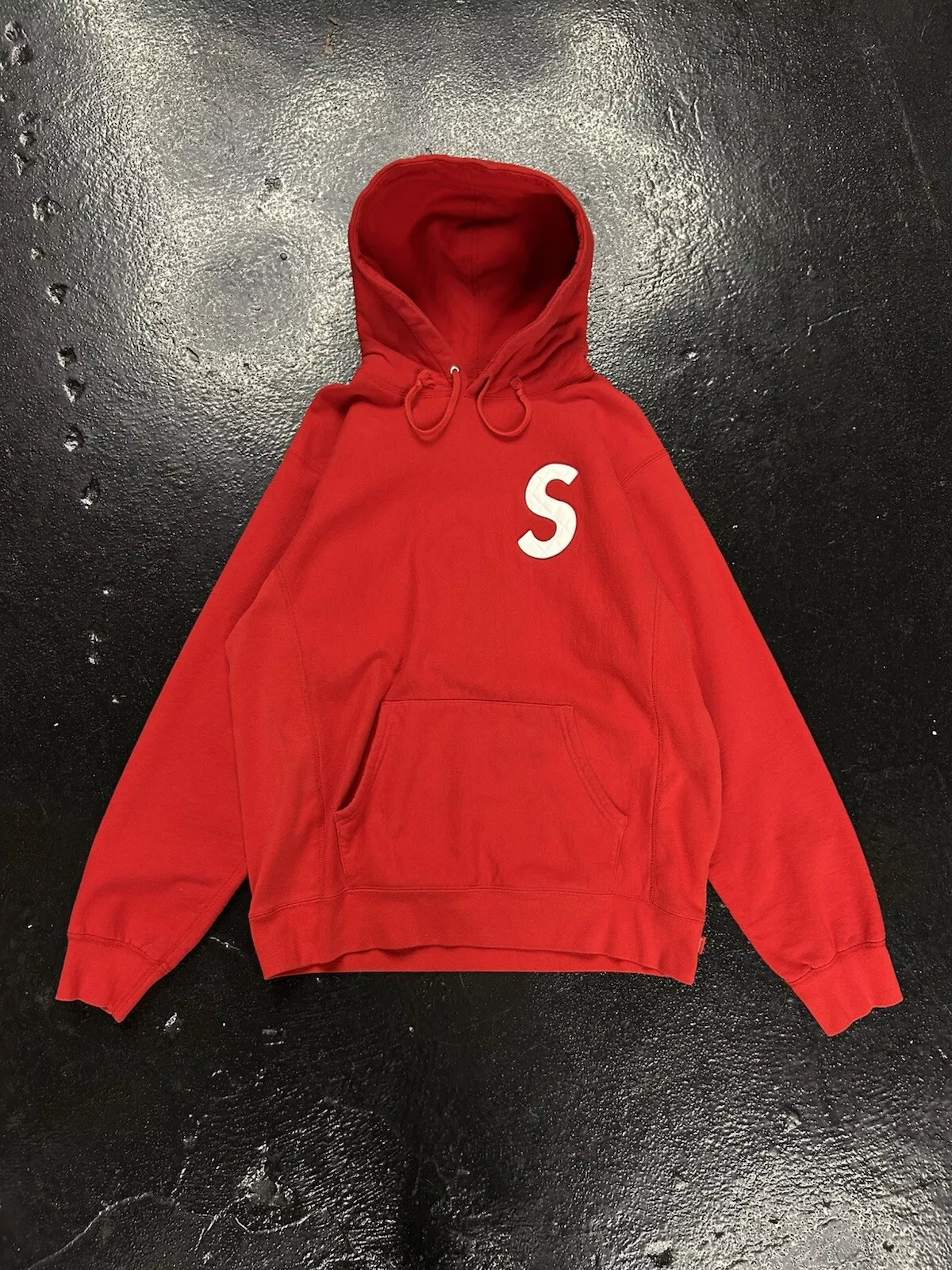 Sweat à capuche matelassé rouge Supreme S taille XL
