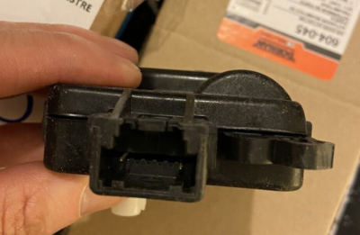11-13 GRAND CHEROKEE HVAC HEATER MAIN BLEND DOOR ACTUATOR - MODE