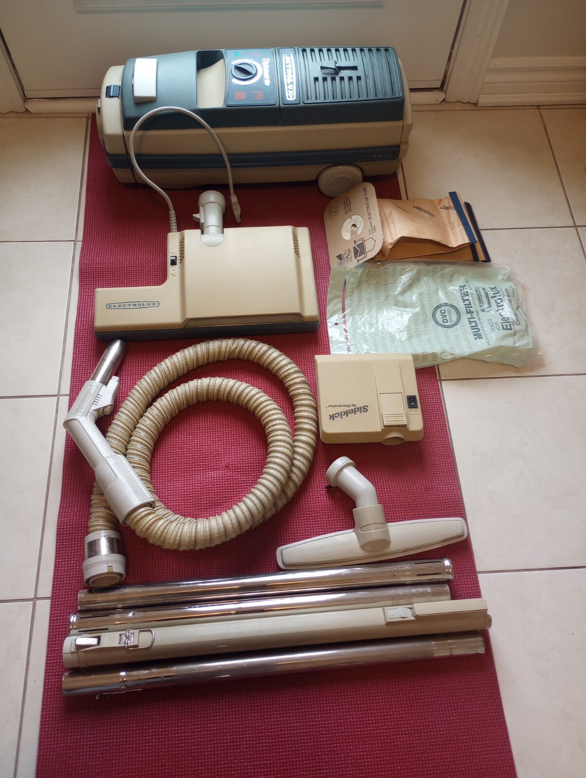 ELECTROLUX DIPLOMAT CANISTER VACUUM CLEANER w HOSE POWER NOZZLE BAGS