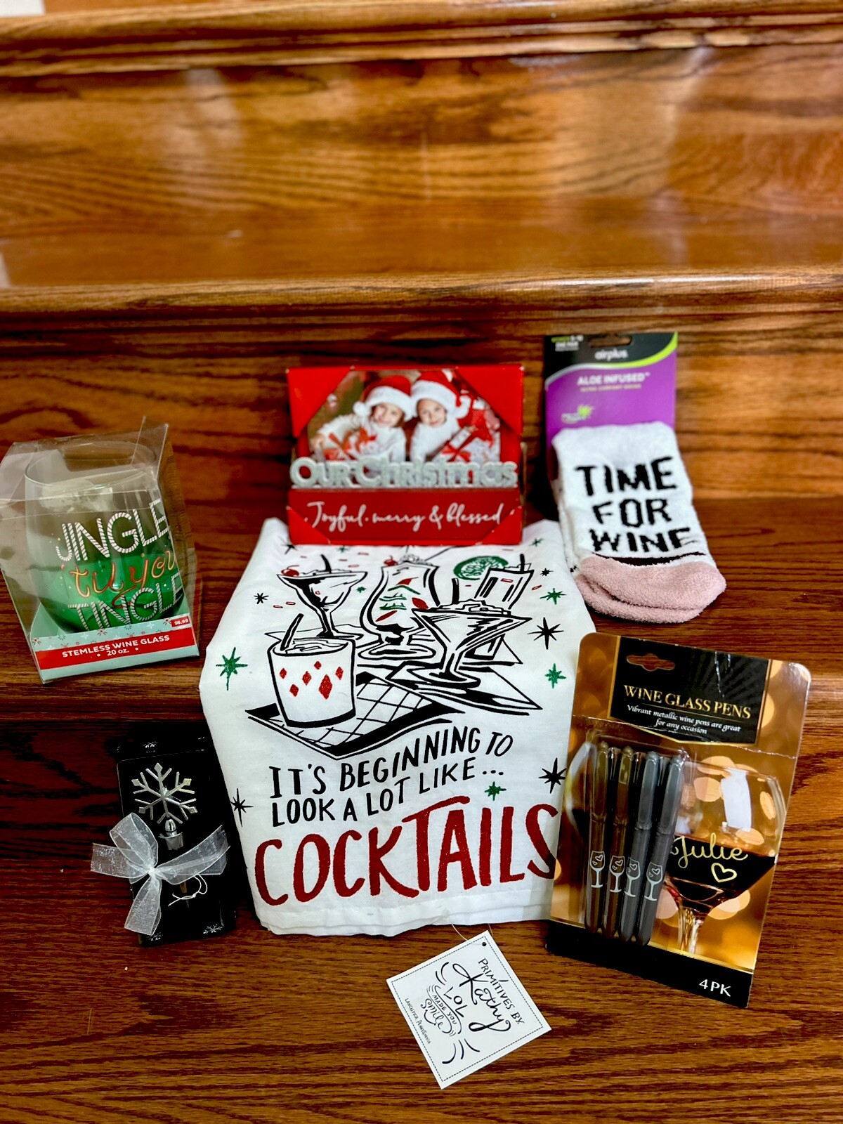 Bundle Of NWT Holiday Wine Accessories