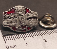 PIN/Anstecker AMERICAN FIREFIGHTERS  FD, Feuerwehr (Vintage 90er) Siskiyou, Zinn