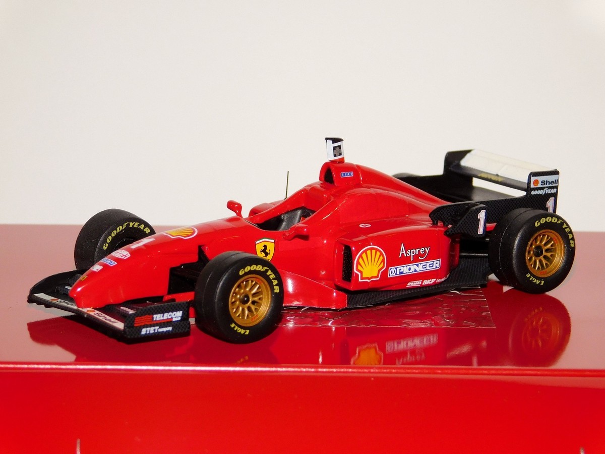 FERRARI F310 #1 M. SCHUMACHER WINNER SPAIN GP 1996 LA STORIA IXO