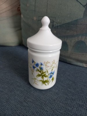 Vintage Dose Blumendose Arcopal