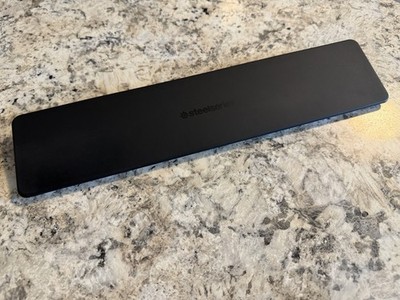 Steelseries Magnetic Wrist Rest For APEX PRO Gaming Keyboard Long 17x3 inch