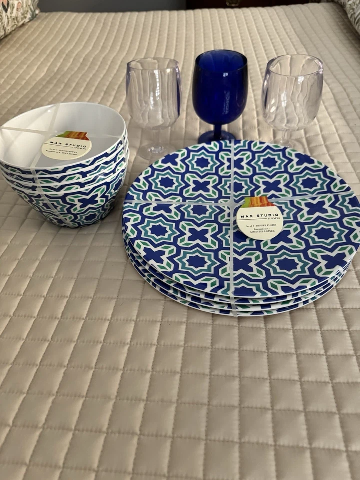 Max Studio Tableware. Set of 4 Dinner Plates & Bowls With Bonus 3 Wine  NWT! - Image 4 of 4