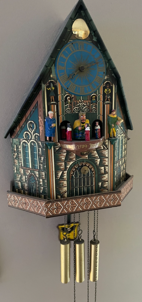 Nuremberg Church of our Lady West Germany musical cuckoo clock