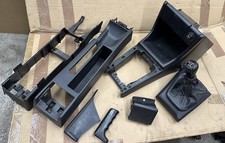 Mittelkonsole VW Passat 35i 3A1863243B schwarz Aschenbecher Ablage Konsole vorn2