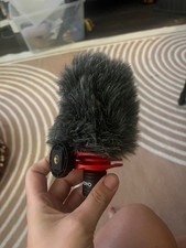 Movo VXR10-PRO Supercardioid Shotgun Microphone for Cameras and Smartphones