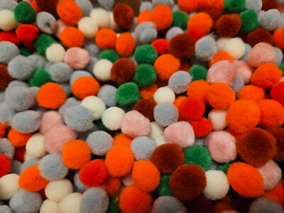 250 pcs Bulk 3/8'' Inch 10mm Assorted Craft Pom Poms Acrylic VTG Conso Made USA