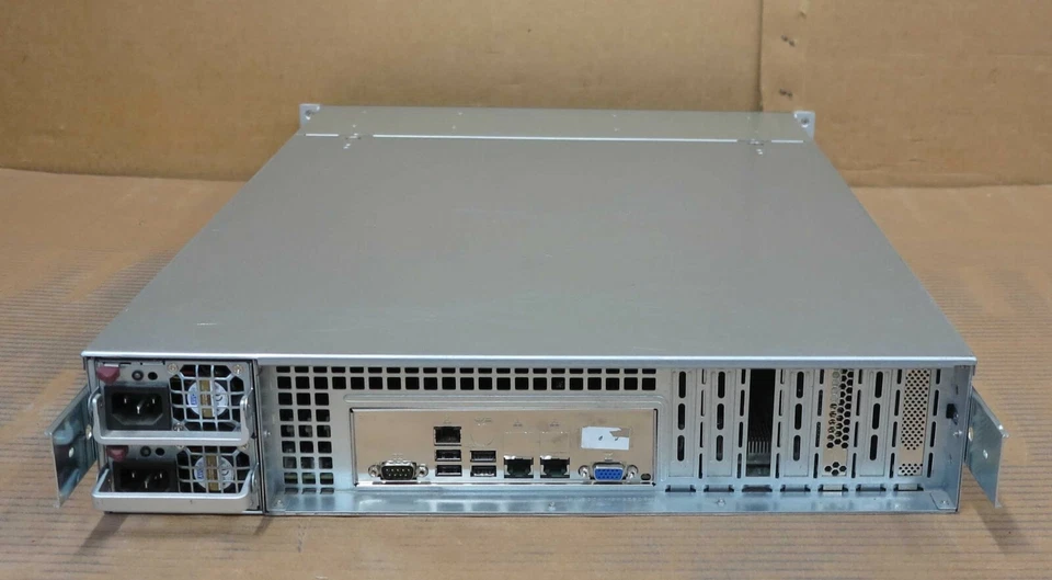 Supermicro SuperChassis CSE-216 X9DRE-TF+ CTO E5-2600v2 2U 24-Bay 2U rack server - Image 4 of 4