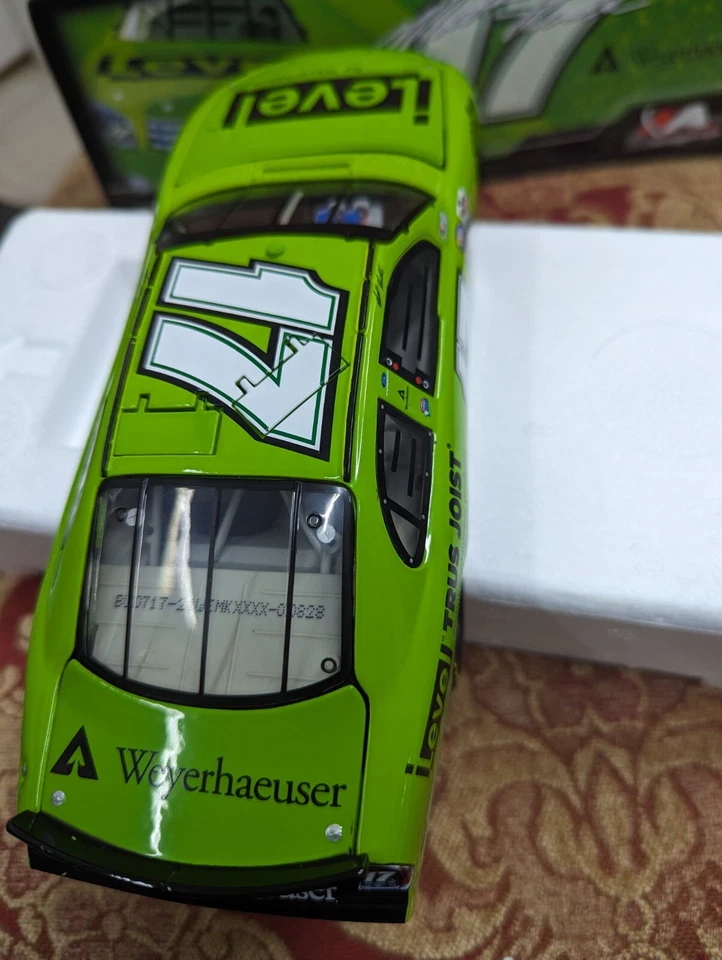 2007 Matt Kenseth #17 iLevel by Weyerhaeuser NASCAR Ford Fusion Roush - Image 4 of 4