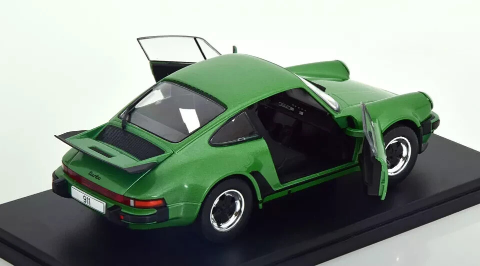 1974 Porsche 911 (930) Turbo 3.0 Coupe 1/24 IXO WhiteBox WB124188