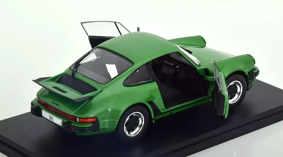 Porsche 911 (930) 1974 turbo 3,0 cupé 1/24 IXO caja blanca WB124188 Foto 3 de 4