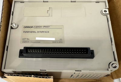 オムロン シーケンサ C200H-IP007 C200H-IP007 ペリフェラルインターフェースユニット 1個 omron