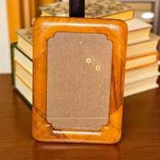 Vtg 1995 Fetco 5x7 Wooden Carved Picture Frame Free Standing Portrait/Landscape