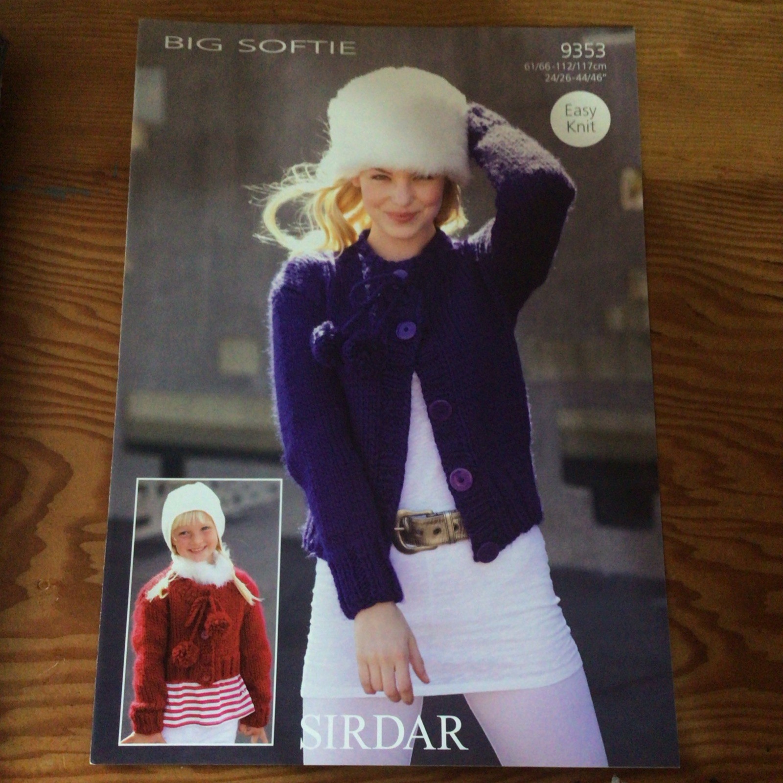 Sirdar Big Softie Ladies Cropped Cardigan Knitting Pattern 9353 Sizes 24-46”