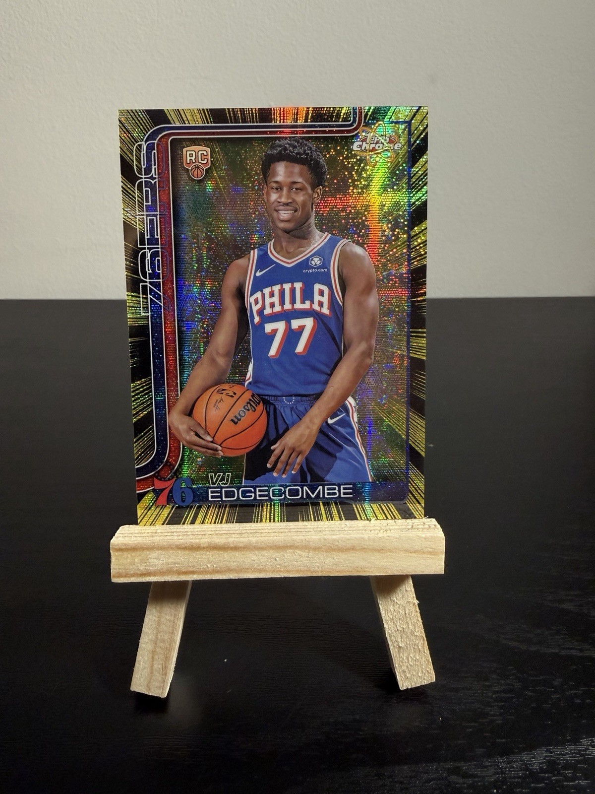 2025-26 Topps Chrome Radiating Rookies #RR-3 RC VJ Edgecombe RARE SP 76ers 🔥🔥