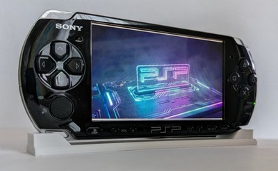 PlayStation Portable PSP Aufsteller - Elegantes Design mit Platz für Ladegerät