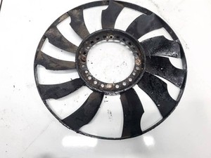 Volkswagen Passat 1999 Fan Blade 058121301b, Genuine #2192974-89