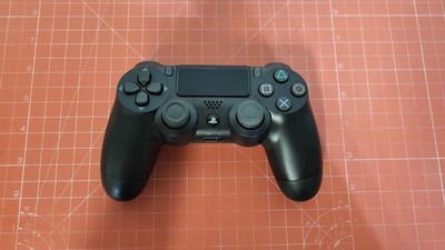Sony DualShock 4 V2 PS4 Controller Schwarz CUH-ZCT2E_0.2_5