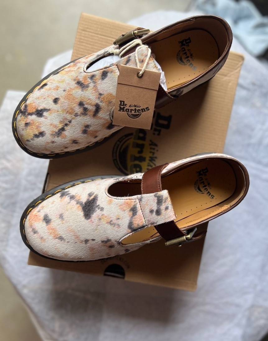 DR MARTENS Women display picture 1