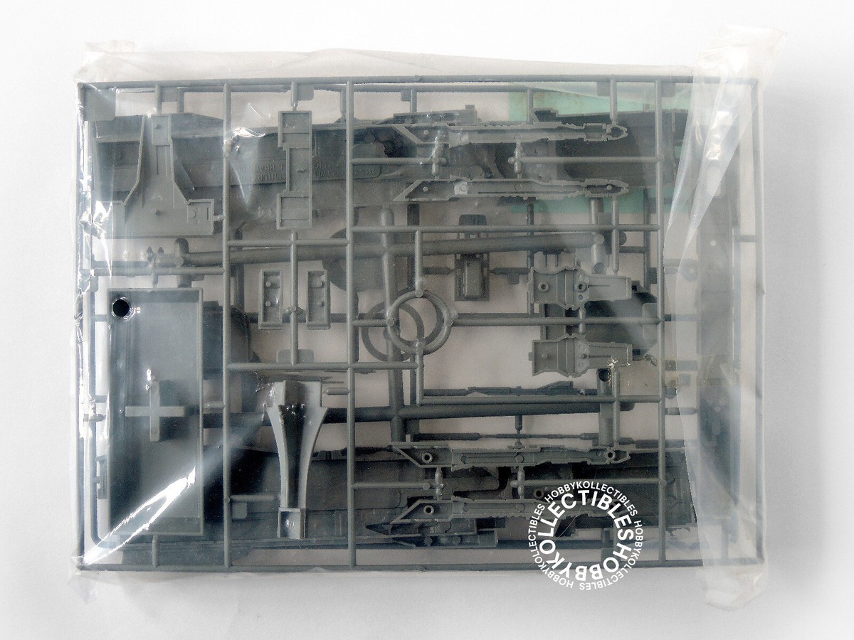 Halcyon Movie Classics Alien 3 Deep Space 1/2400 USS Sulaco HAL12