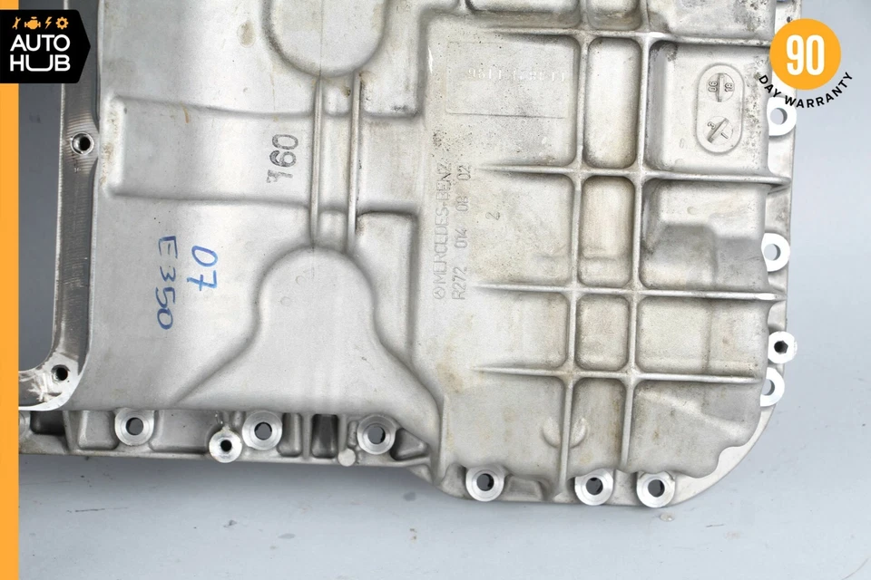 05-11 Mercedes W211 E350 CLK350 cárter de óleo superior do motor defletor panela 2720140802 fabricante de equipamento original - Imagem 4 de 4