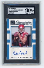 2017 Patrick Mahomes Donruss Signature Marks RC Blue #24/25 SM-PM2 SGC 9 Auto 10