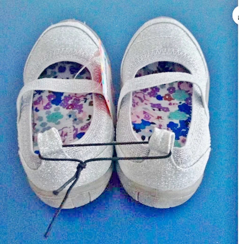 NUEVO Zapatos Tenis Garanimals Glam Plateados Sin Cordones Mary Jane 2 3 4 5 6 Niñas Foto 3 de 3