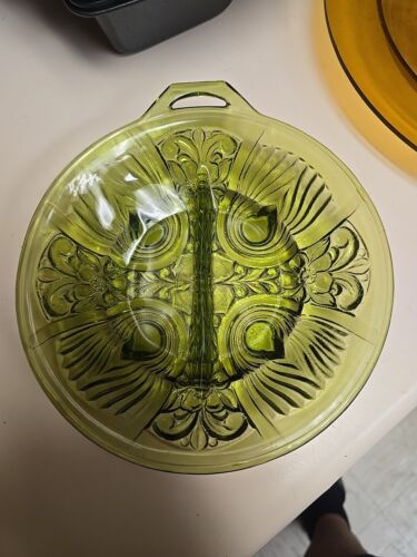 Vintage Green Glass Divided Dish Footed Relish Round Tray w/ handle - Picture 3 of 4