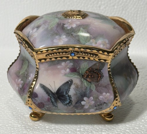 Lena Liu's Enchanted Wings Porzellan Spieluhr - Wings Of Love - D9239 signiert