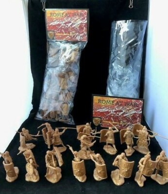 Conte CTCROM-001G ''(GOLD) Roman Legionnaires 16pcs'' 1/30 Plastic Toy Soldiers