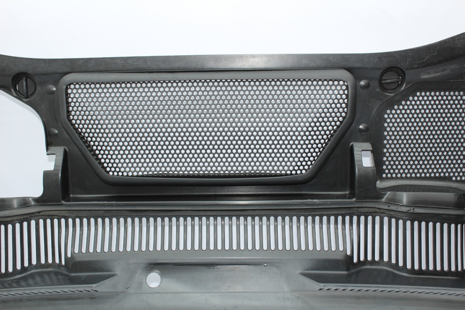 2003-2013 Bentley Continental GT Front Windshield Rain Drain Cowl Panel Cover