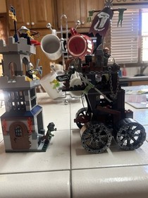 LEGO Castle 7037 Tower Raid Vintage Complete Medieval Set With Both Manuals