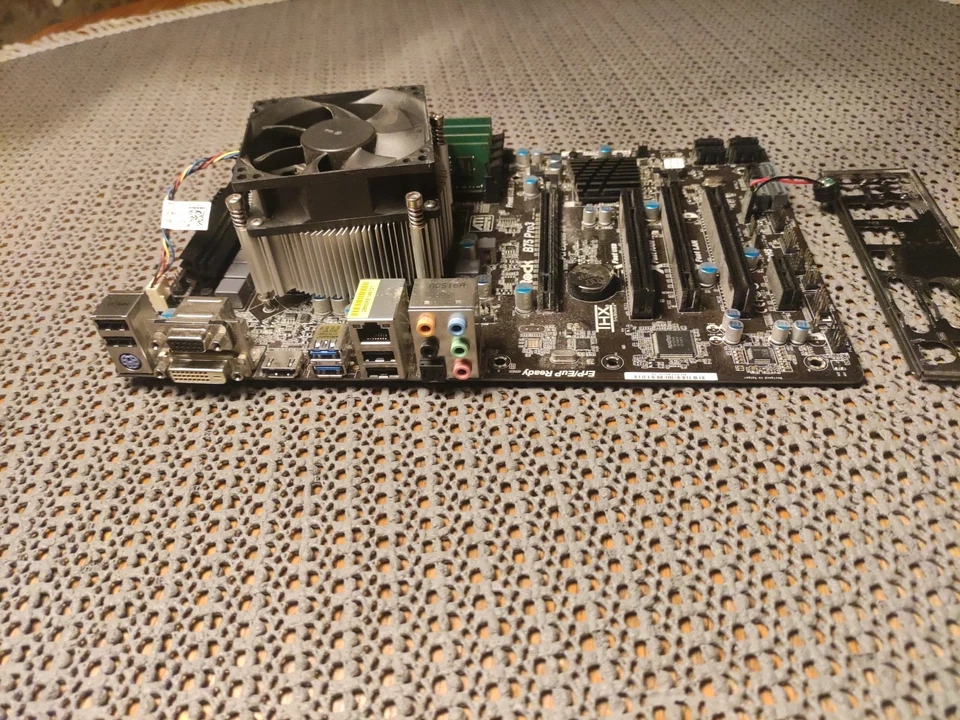 AsRock B75 Pro3 inkl. i5 3570K (1155) - Bild 2 von 2