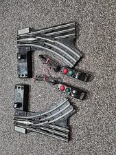 Lionel 022 Remote Controlled Switches, Left and Right Hand 