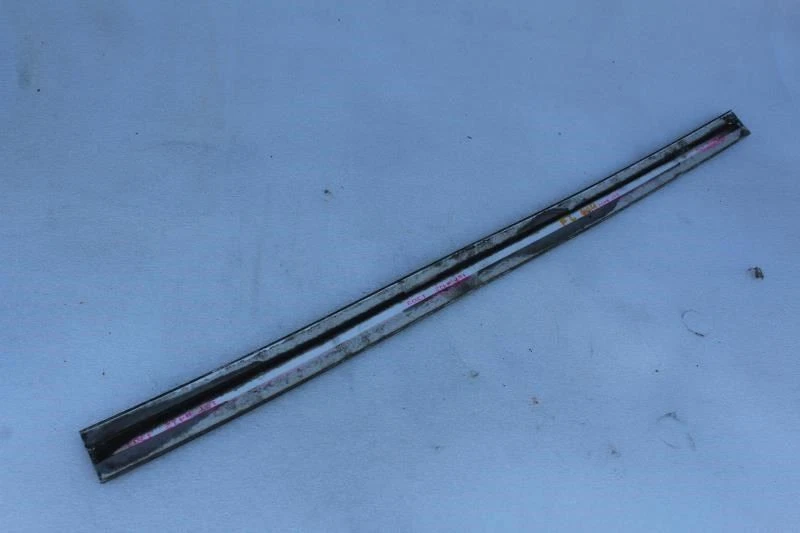 1989 1990 1991 1992 1993 1994 1995 PLYMOUTH ACCLAIM PUERTA DELANTERA IZQUIERDA MOLDURA Foto 2 de 4