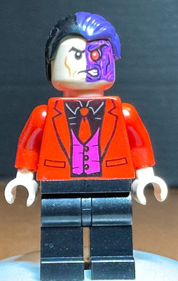 Lego Two-Face Minifigure Red Jacket DC Super Heroes Batman 76122 sh0594