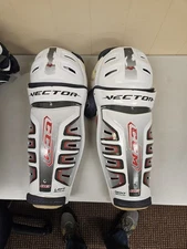 PAIR OF CCM 08 VECTOR  14" SENIOR HOCKEY SHIN GUARDS PADS