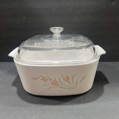 Vintage Pyrex CORNING WARE  A-3-B Square  Dish W/ Lid Peach Floral