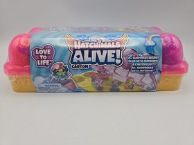 Hatchimals Alive Carton Playset with 10 Surprises, 5 Self Hatching Eggs