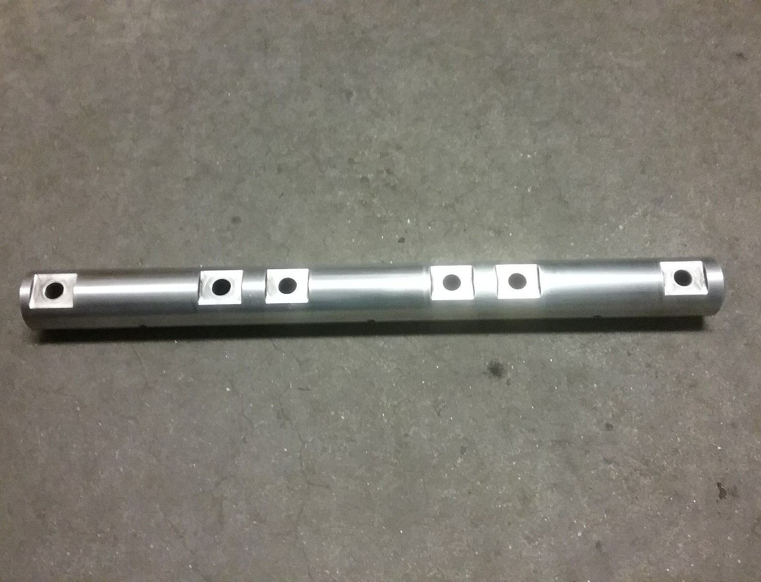 CUMMINS ISX VALVE INJECTOR ROCKER LEVEL SHAFT 3679418 eBay