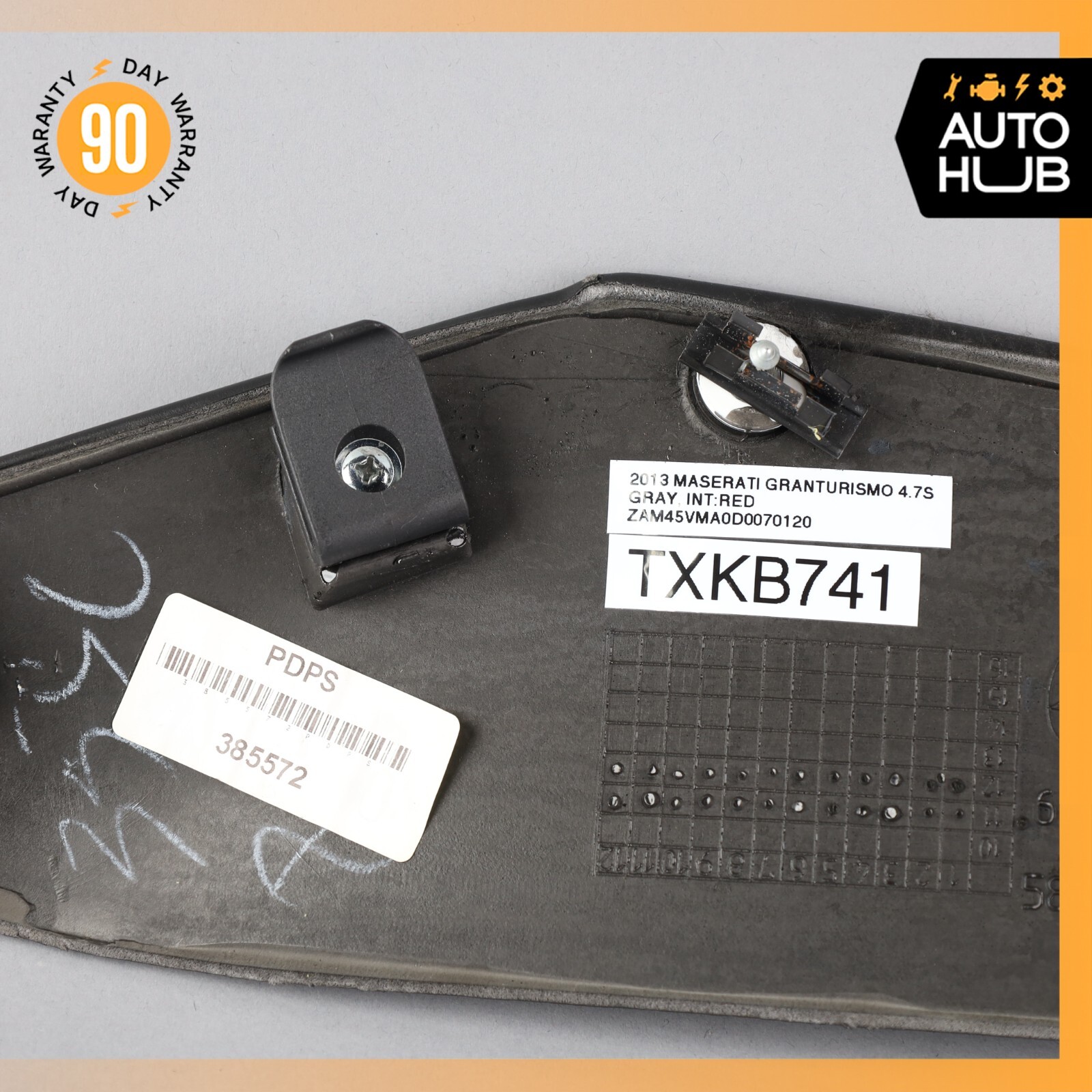 08-19 Maserati GranTurismo S Center Console Armrest Storage Panel Trim Right OEM