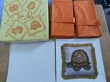 Vtg Charming Pratt & Austin Stationery w/ Original Box Pin Pals Turtle Needlept