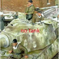 1/35 resin figures model kit WW II Tank crew 3 soldiers unassembled unpainted