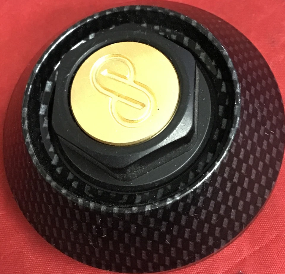 Tapa central de rueda ONE ENKEI GOLD #CAP-A54 / A110 TAPA CENTRAL PERSONALIZADA 13101 Foto 3 de 4