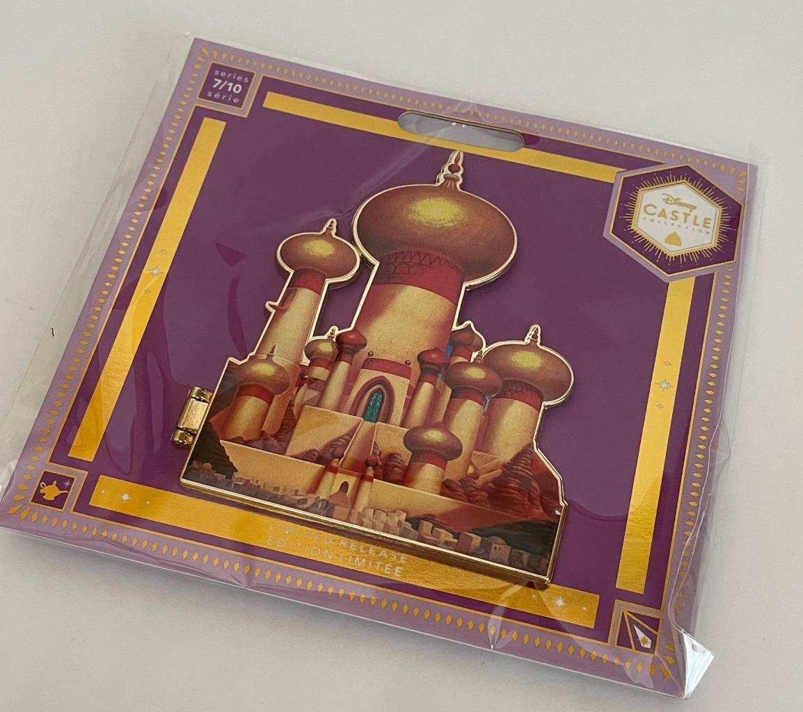 Disney  Disney Castle Collection Aladdin Jumbo Pin Limited Edition Pin NWT