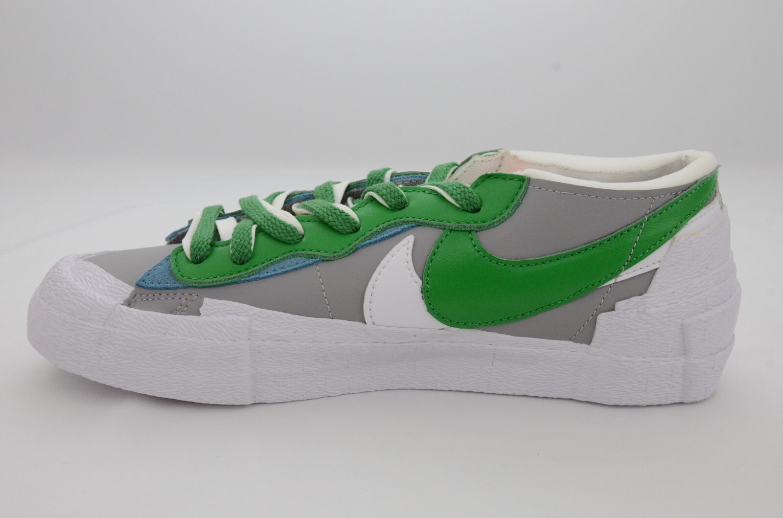 SACAI X NIKE Nike Blazer Low x Sacai Grigio Verde Uomo Taglia 8 5 Nuovo con scatola DD1877 001