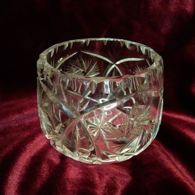 VINTAGE GESCHLIFFENES GLAS KRISTALL KLEINE ZUCKERDOSE STARBURST RAUTENMUSTER TISCHSCHALE 