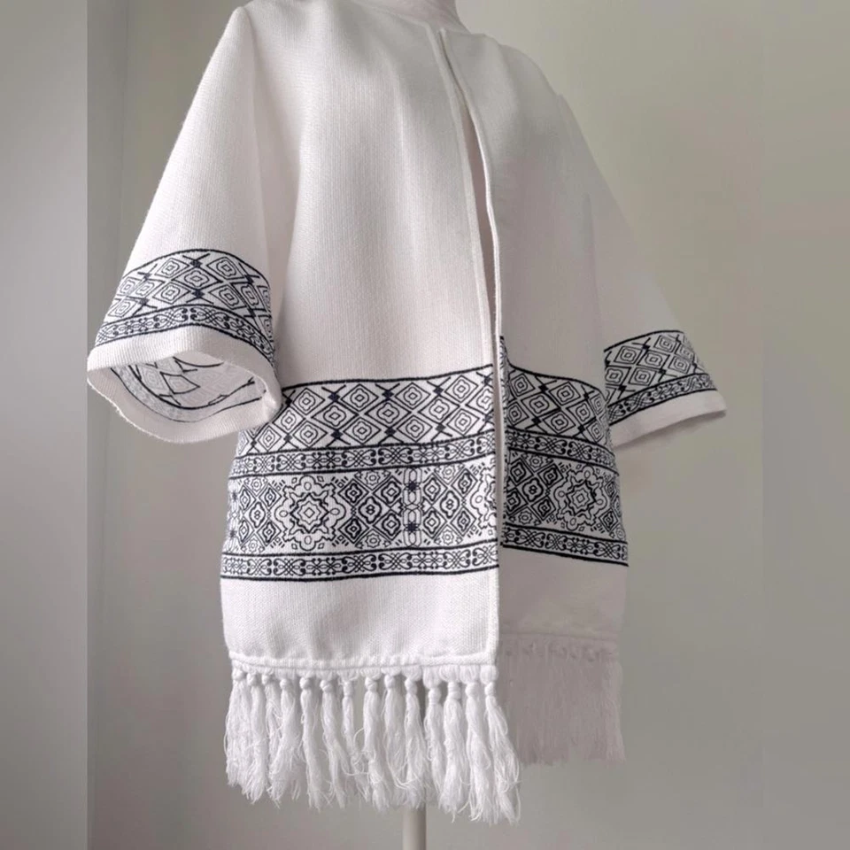 Chico’s Black & White Open Front Relaxed Fit 3/4 Sleeve Fringe Jacket - Image 4 of 4